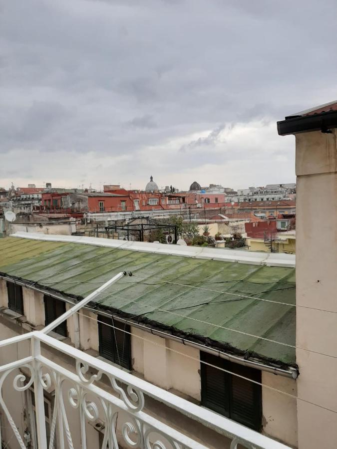 Bed & Breakfast A Due Passi Da Dante Napels